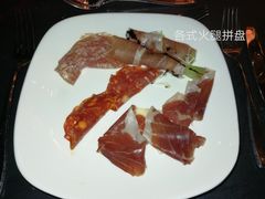 -恰餐厅及酒吧 CHAR Bar & Grill (北京丽都皇冠假日店)