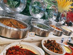 -金滏山烤肉·海鲜·火锅自助餐厅(襄阳万达店)