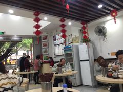 大堂-银记肠粉店(市二宫店)
