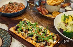 Black Truffle Foie Gras Beef Crepe