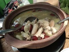 -菌小白火锅(时尚天河店)