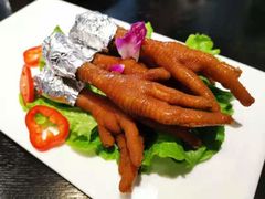 -河畔春天时尚餐厅