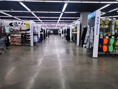 -迪卡侬(徐泾店)