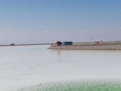 -察尔汗盐湖