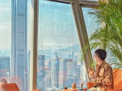 靠窗位-及象咖啡(卓越世纪中心2楼大堂店)