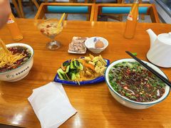 -穆芳阁兰州纯汤牛肉面(西安总店)