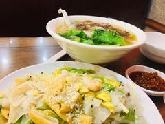 招牌崩砂牛腩沙河粉-沙河粉村·国家非遗传承(云台店)
