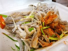 -陈老添美食店(宝华路店)