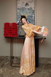 -桃子造型婚纱礼服(凤起广场店)