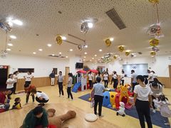 -红黄蓝早教(西海岸旗舰中心)