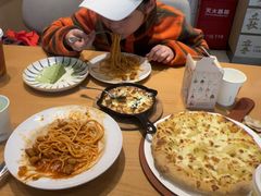 -必胜客(WOW昙华林店)