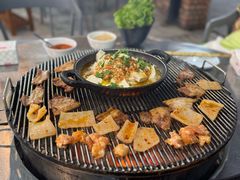 -小辣椒火盆烧烤(温泉南街店)