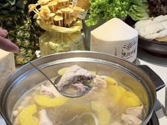 -烹然四季椰子鸡火锅(团结湖总店)