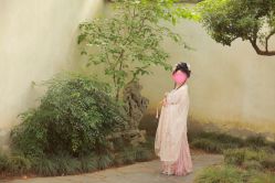 -一揽芳华汉服旗袍体验馆(拙政园店)