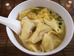-笑来喜馄饨小笼工坊店(湖滨街店)