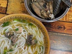 -正宗李家土鸡米线店