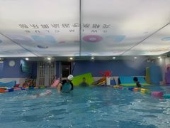 -龙格亲子游泳·水育早教运动中心(龙湾天街店)