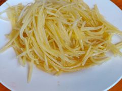 -临江餐馆二楼美食部落