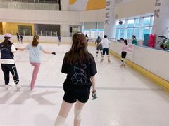 -冠军冰场CHAMPION RINK(百联又一城店)