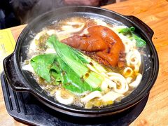 猪脚砂锅面-小义乌砂锅拉面(海事共享区店)