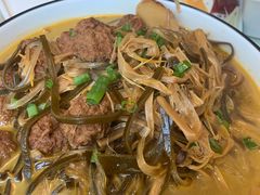 -依江春水烤鸭店