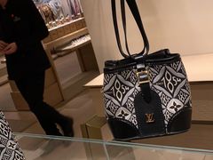 -LV路易威登(杭州万象城店)