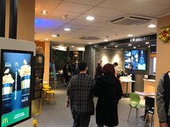 -麦当劳(伟城广场店)