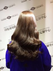 -诗悦发型烫染SALON
