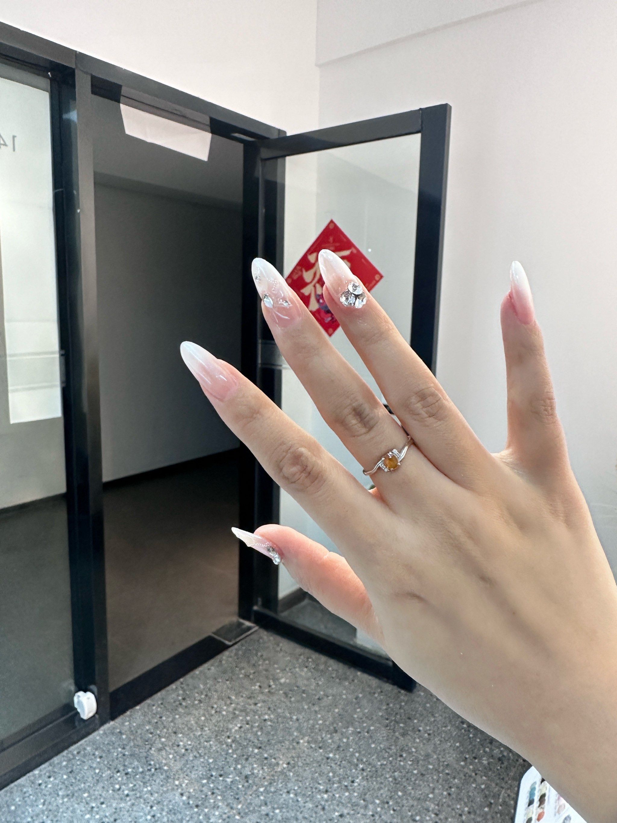 干净 纯洁 明日上班去 又是女同事心中的小仙女 男同事的白月光 最爱