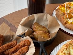 -必胜客(阿罗海店)