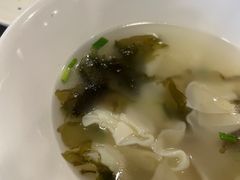 虾肉小馄饨-王家沙点心店(南京西路总店)