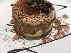 -必胜客(新中纬店)