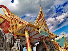 -七彩云南欢乐世界