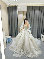 -GRACE KELLY婚纱与礼服(北京店)