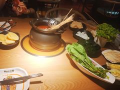 -尚品小土屋涮毛肚(李沧万达店)