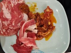 -金滏山烤肉·海鲜·火锅自助餐厅(襄阳万达店)
