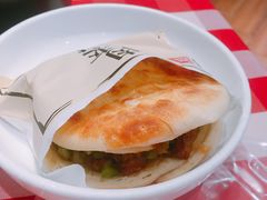 酥皮肉夹馍-西贝莜面村(国贸360广场店)