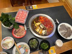 -沸炉重庆老火锅(军事博物馆店)