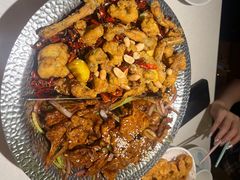 -小鱼小牛·鱼牛干锅·脆鱼火锅(世欧广场店)