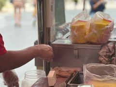 -詹爷爷乌节路街头冰淇淋
