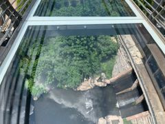 -客天下恐龙水晶玻璃桥