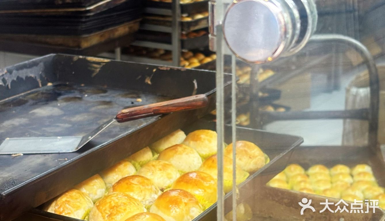 吃到超赞鲜肉月饼了！今天测评这3家有好有雷