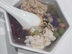 -江城小馆陕南妈妈菜·全球旅行餐厅(钟楼店)
