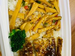 秘制猪排饭-豆恩咖餐(厦大翔安店)