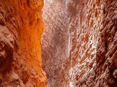 -天山神秘大峡谷