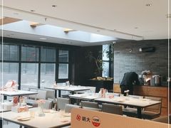 大堂-胡大饭馆 24h(簋街总店)