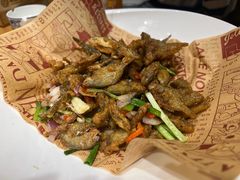 -头上红煨盐鸡·非遗院子餐厅