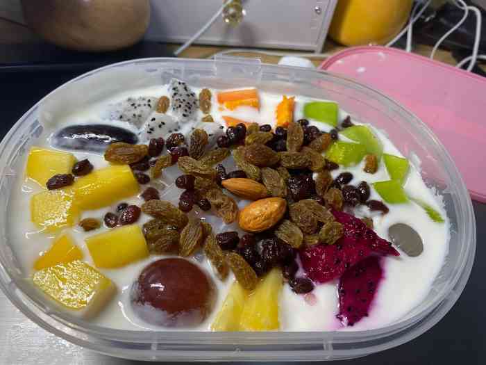 千果艺水果捞(亲橙里店)-"新开的门店,装修比较精致,老板态度各方面.