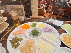 -龙悦湾酒家·八阵鱼生·渔人码头店