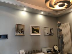 -一个差评成就的纹眉店